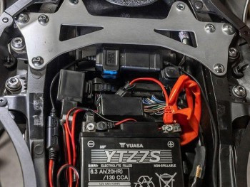 Adaptador impermeable QUAD LOCK de 12V a USB
