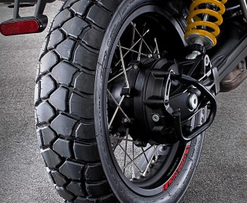 Protector cardan Moto Guzzi V85TT desde 2019