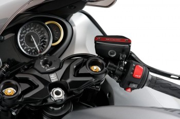 Tapa bomba freno delantero Suzuki GSX-R 1300 Hayabusa, GSX-S1000 /GT /GX /Katana roja