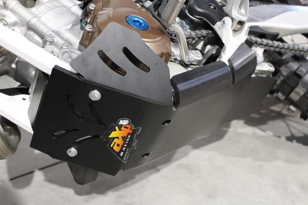 Cubrecarter Xtrem AXP Husqvarna adhesivo azul AX1425