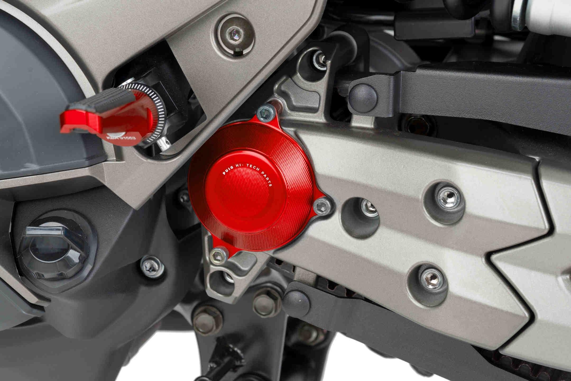 Tapa carter piñon Kymco AK550 /Premium 2017-2024  roja