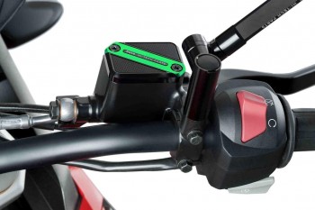 Tapa bomba freno delantero BMW G310GS, G310R, KTM Duke 125/390, Suzuki GSX-S 125, GSX-R 125 , Triumph Scrambler, Speed 400 verde