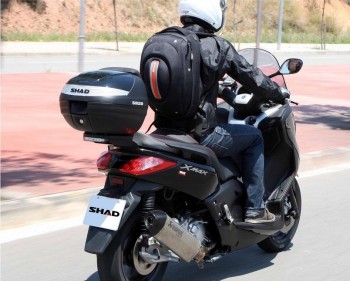 Baul 29L Shad SH29 negro base