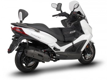 Kit fijacion respaldo Shad Kymco Grand Dink 125/300 2016-2024, X-Town 125/300 2016-2021