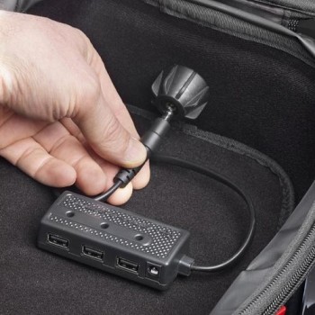 Kit Power Hub para alimentacion interna bolsas sobredeposito Givi