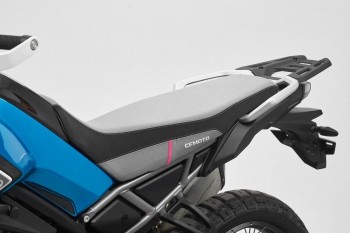 Asiento alto CFMoto 450 MT moto azul