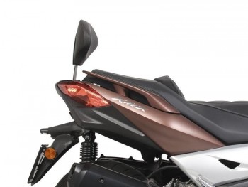 Kit fijacion respaldo Shad Yamaha X-Max 125/300 2017-2022, Tricity 300 2020-2024, X-Max 400 2017-2024